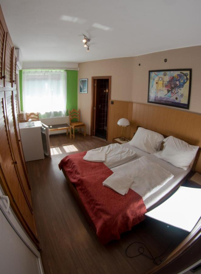 Mueller'S 1 Apartamento Siófok Exterior foto