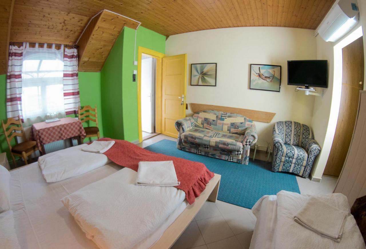 Mueller'S 1 Apartamento Siófok Exterior foto